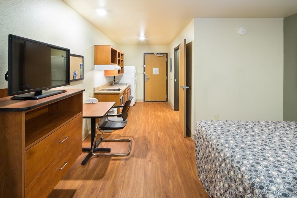 Woodspring Suites St Louis Арнольд Номер фото